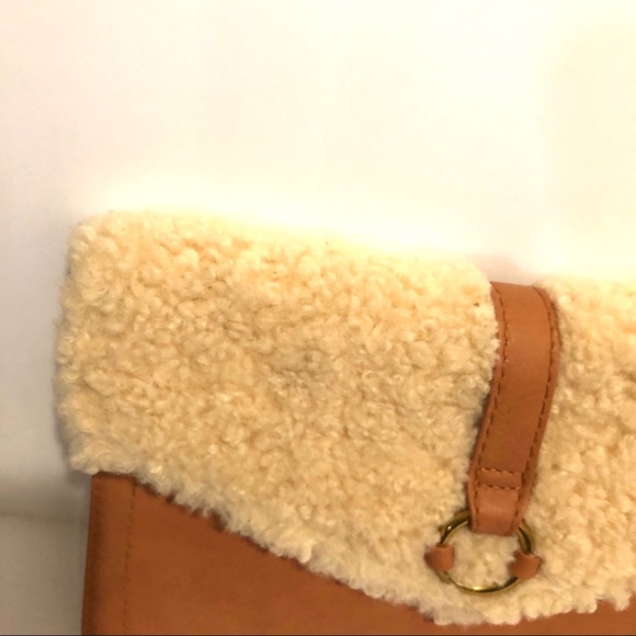 NWT Tan Purse - Picture 2 of 3